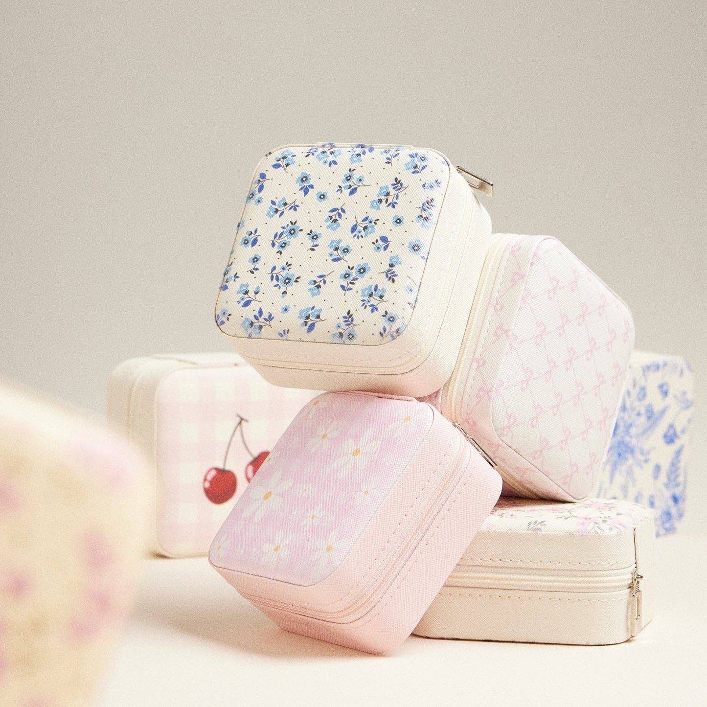 Blue Blossom Jewelry Box -Travel size: Navy