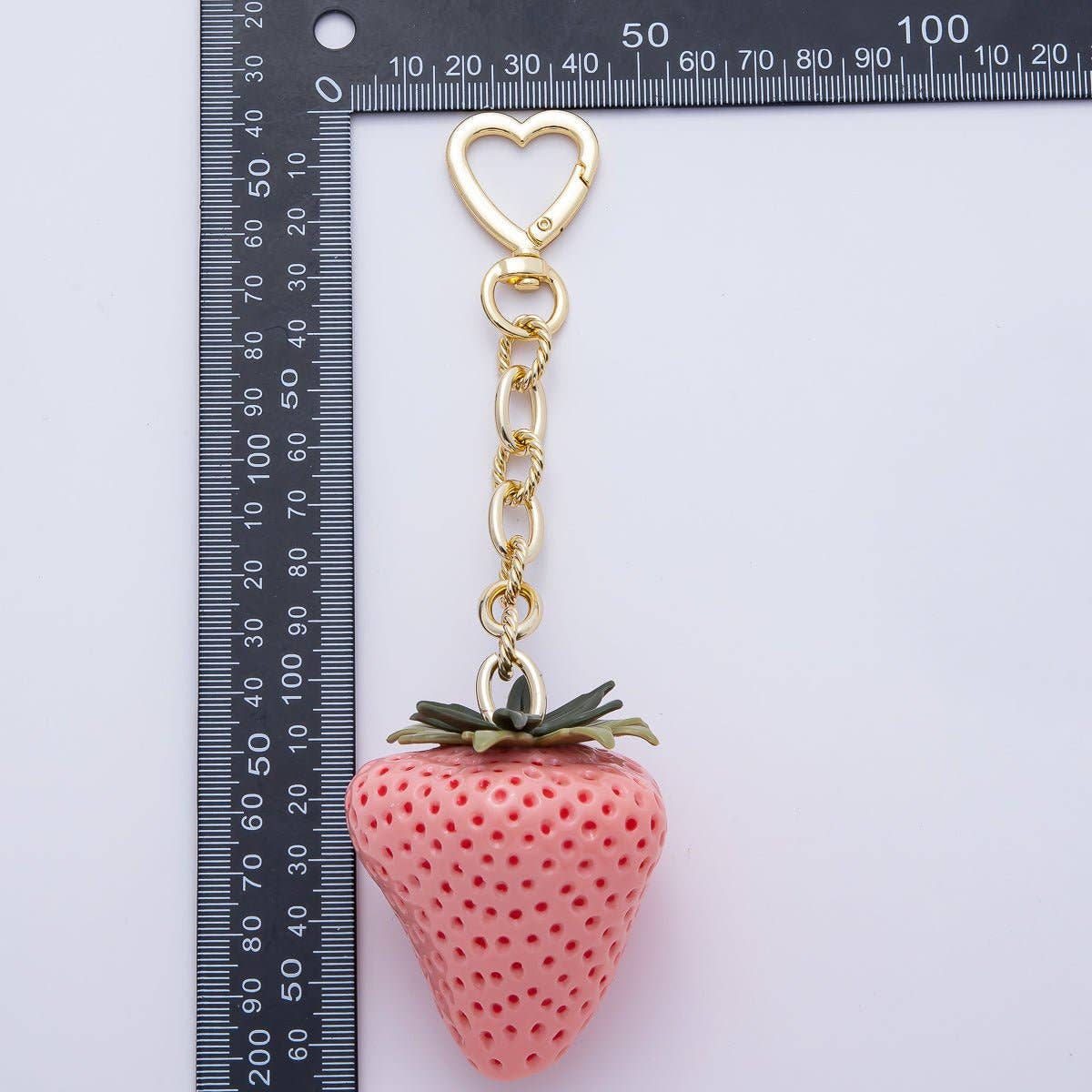 18K Gold Filled 170mm Pink, Red , White Resin Strawberry Fruit Heart Bag Charm Keychain Accessories