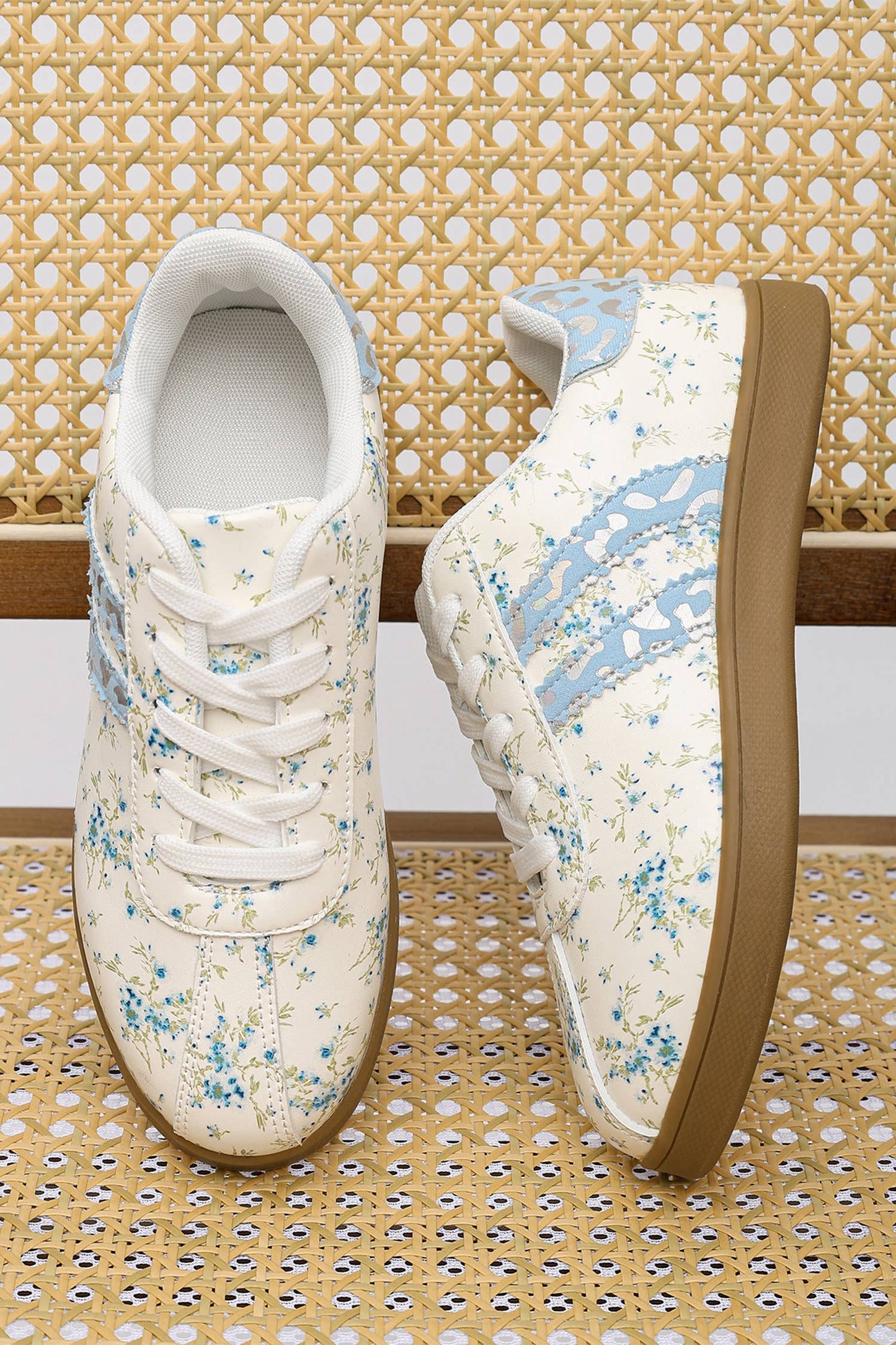 Fresh Floral Print Color Block Detail Lace Up Shoes: Dark Green / 8.5(40)